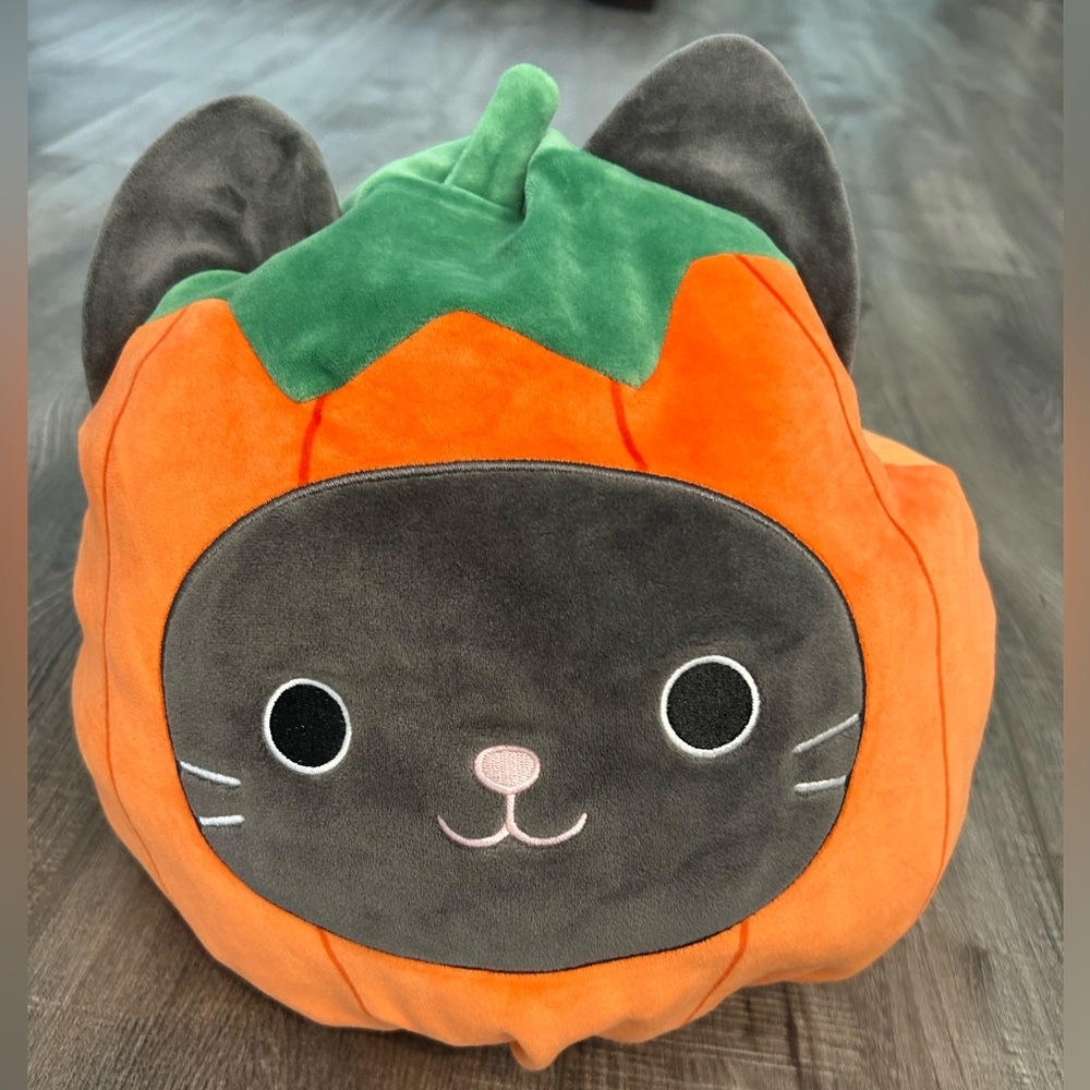 Squishmallow Flippable NWT Halloween Black Cat Calio Flip a mallows